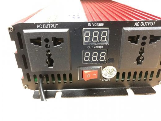 Інвертор з чистою сінусоїдою 12V в 220V HPA-500C з зарядкою 10А + LCD дисплей