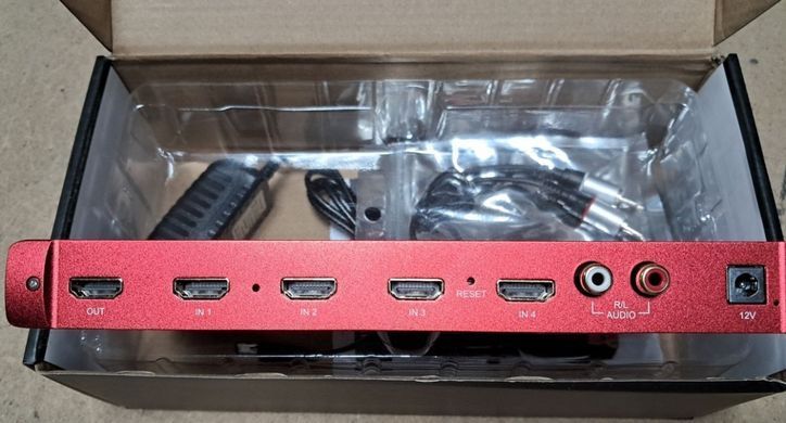 HSV524, Multi-viewer switcher with USB Control (KVM)